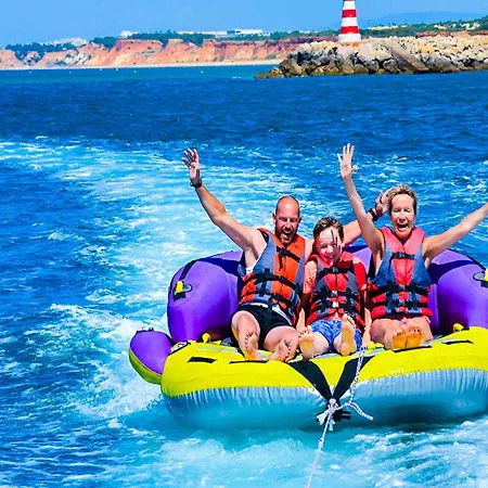 V4, Jardins Branqueira4 Near Beach, *