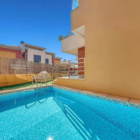 V4, Jardins Branqueira4 Near Beach, Villa *