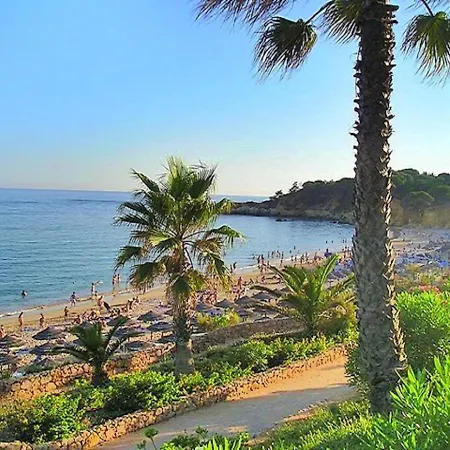 V4, Jardins Branqueira4 Near Beach, Villa